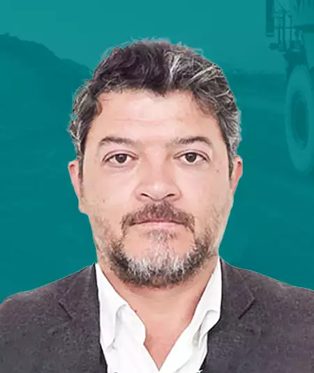 Dr. Uriel Sanchez